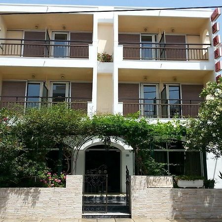 Karis Hotel コス・タウン エクステリア 写真